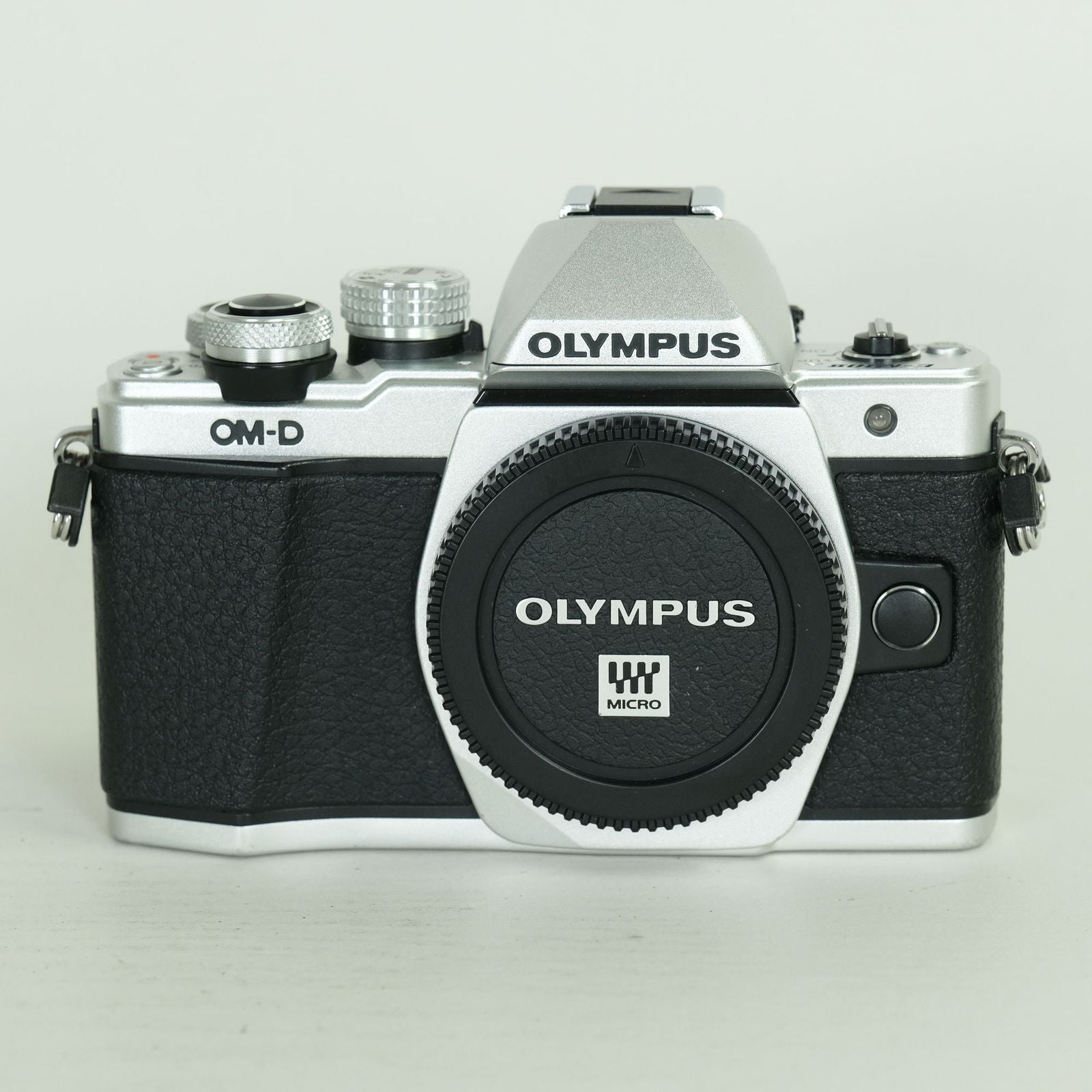 Olympus Mirrorless Interchangeable Lips 1,810 Om-D E-M10 Mark Ii