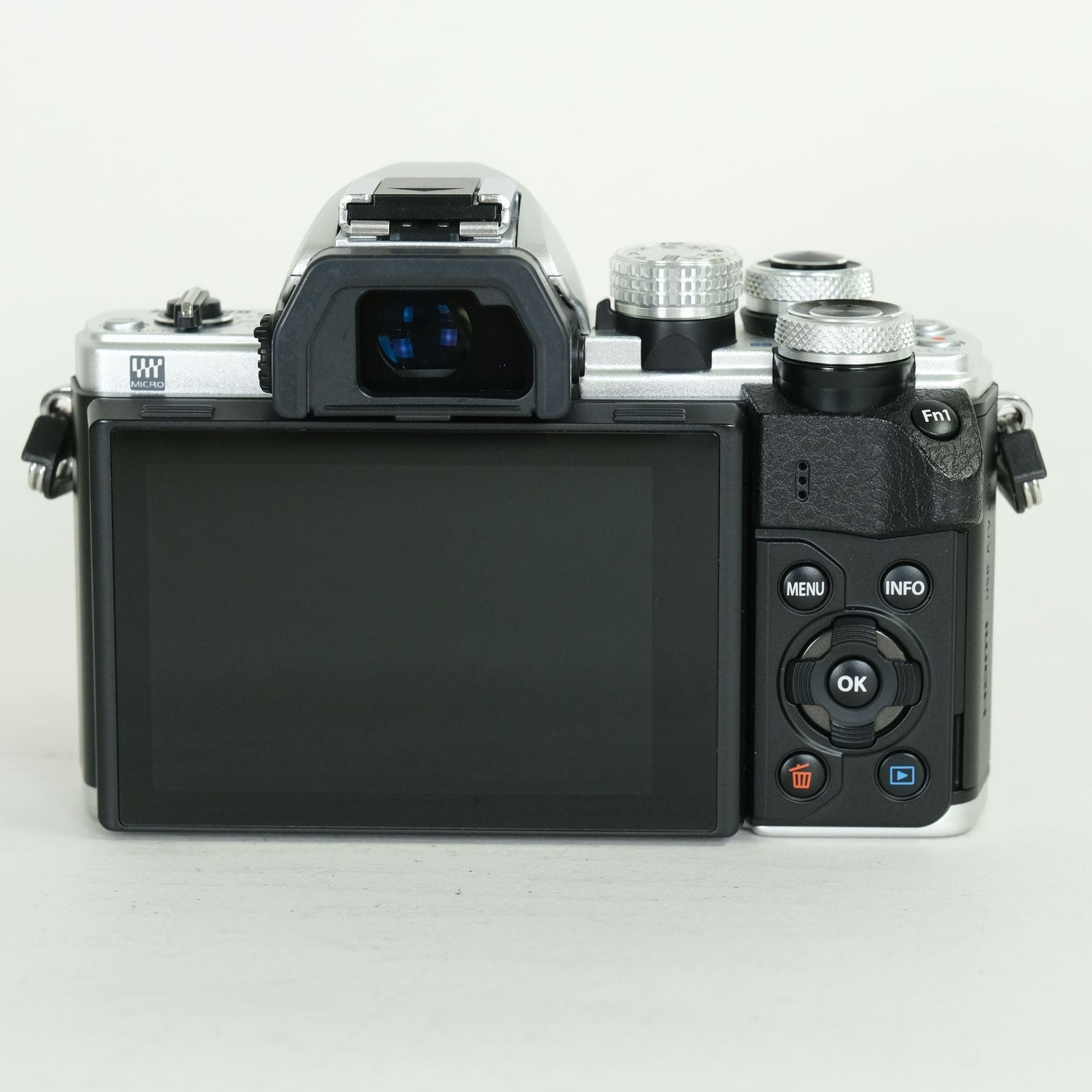 Olympus Mirrorless Interchangeable Lips 1,810 Om-D E-M10 Mark Ii