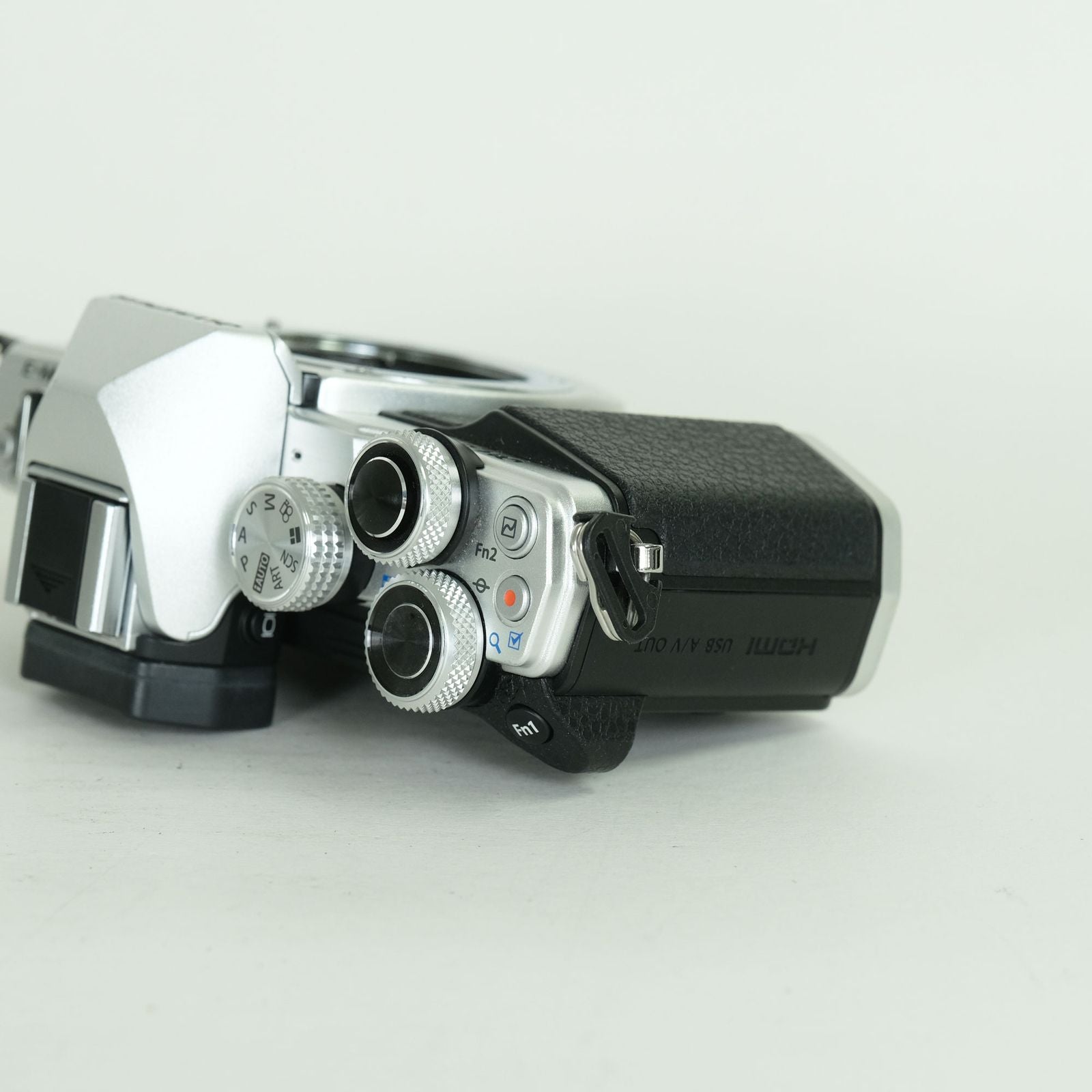 Olympus Mirrorless Interchangeable Lips 1,810 Om-D E-M10 Mark Ii