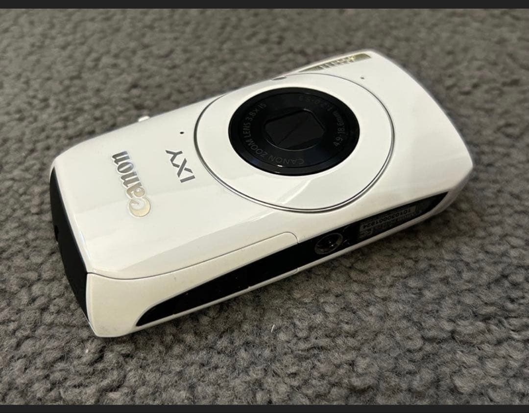 Canon Compact Digital Cameras Ixy30S