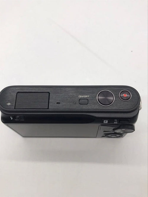 Compact Digital Cameras 1 J2