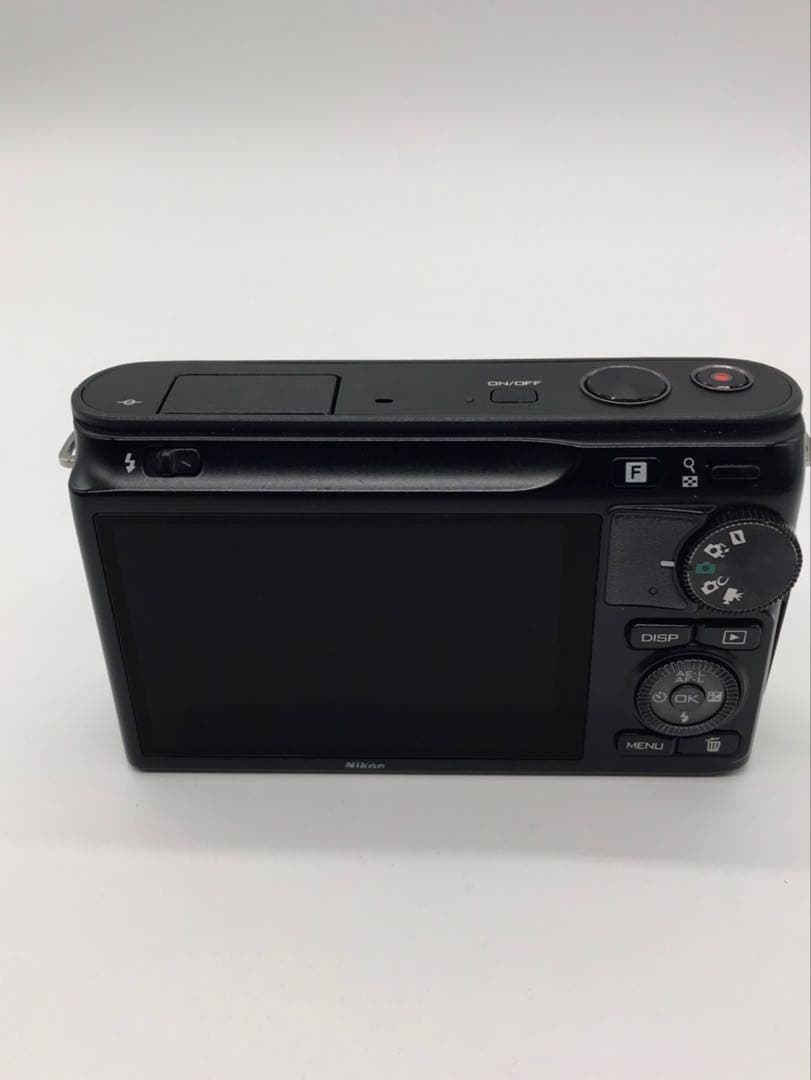 Compact Digital Cameras 1 J2
