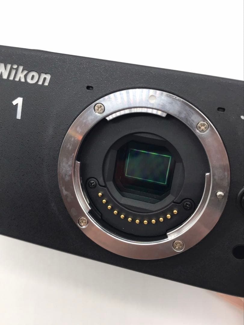 Compact Digital Cameras 1 J2