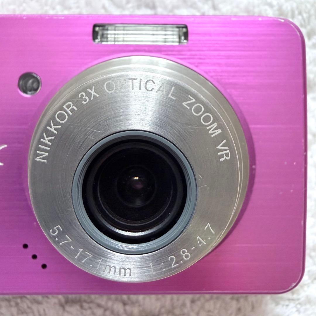 Nikon Compact Digital Cameras Coolpix S520 Pink