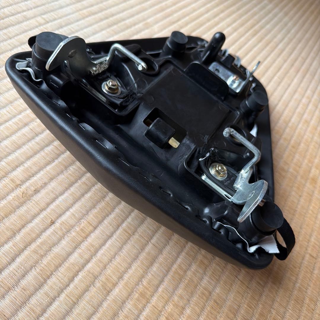 Seats Yzf R25