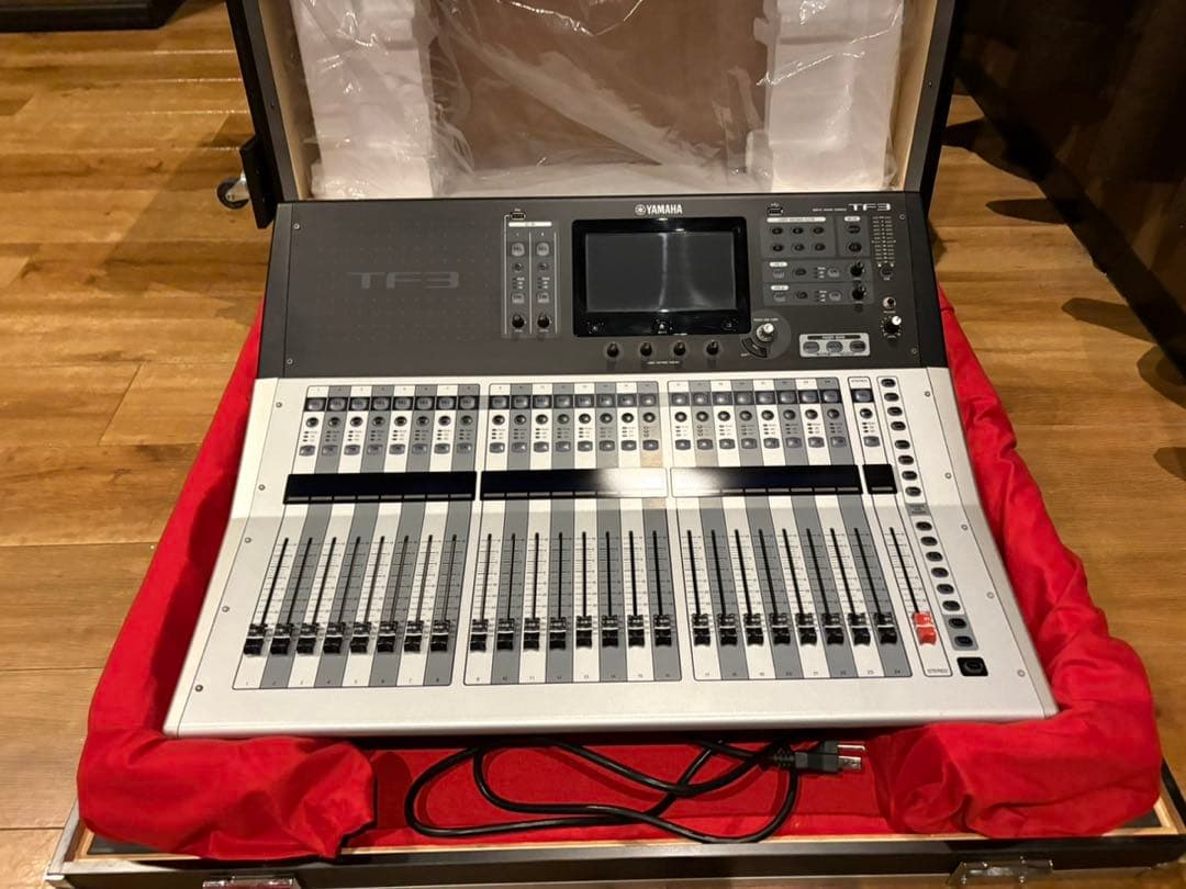 Digital Mixers Yamaha Tf3