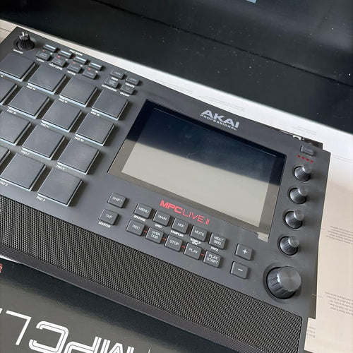 Akai Professional Midi Keyboards Pads Mpc Live Ii