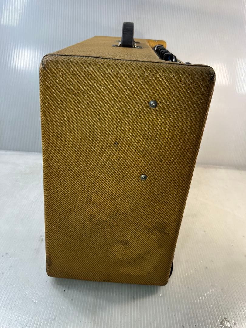 Fender Guitar Amplifiers Deluxe Roland Fs-2