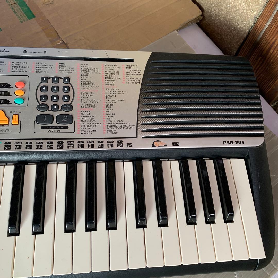 Keyboards Yamaha Psr-201