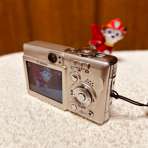 Canon Compact Digital Camera Ixy 50