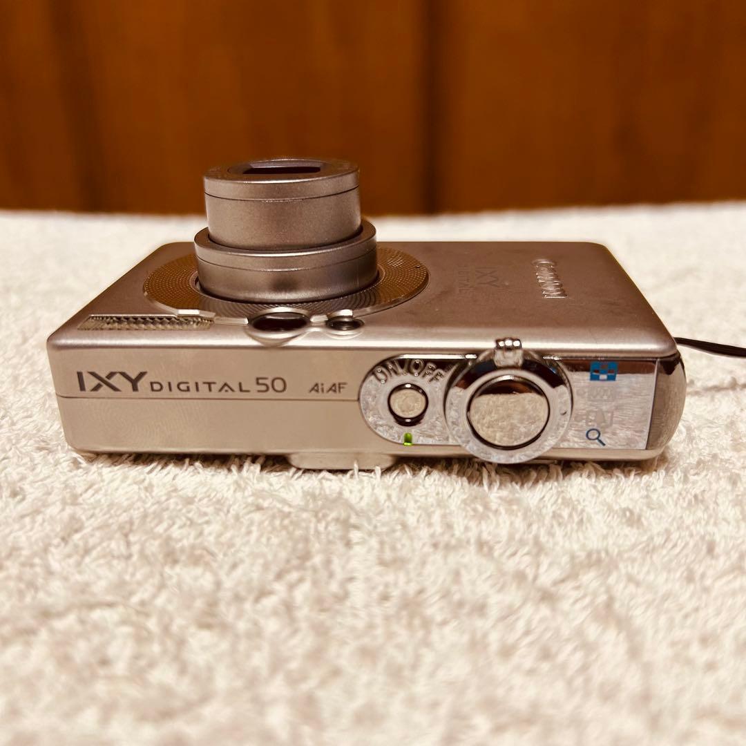 Canon Compact Digital Camera Ixy 50