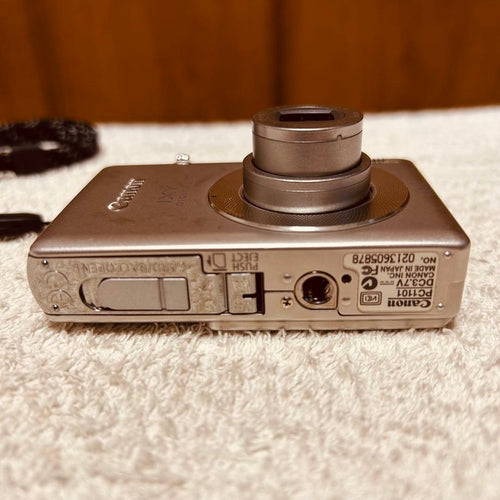 Canon Compact Digital Camera Ixy 50