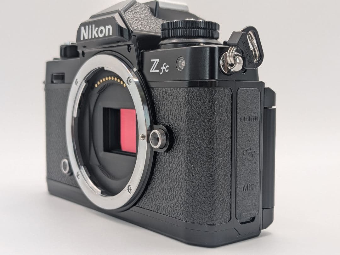 Nikon Mirrorless Interchangeable Lips 750 Z Fc F2.8 Se