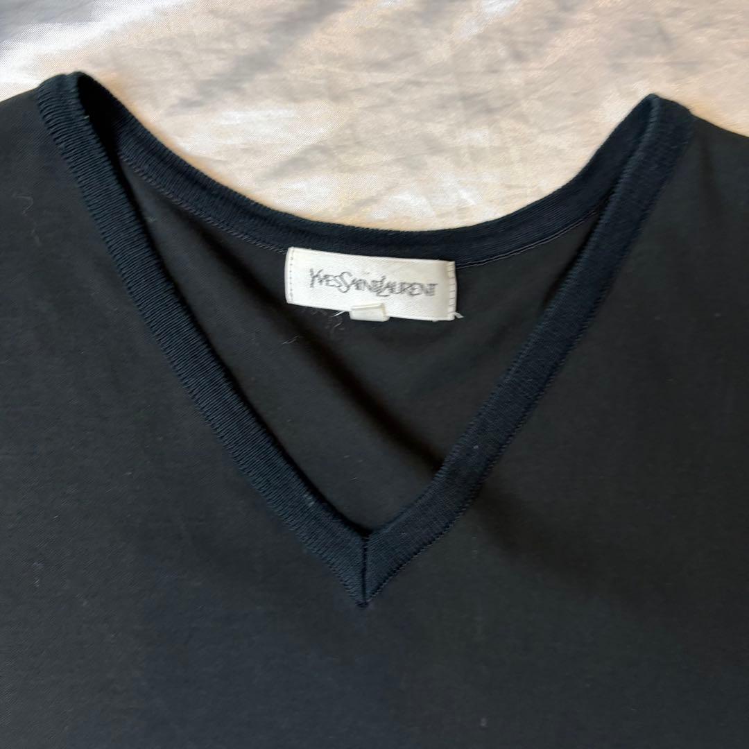 Yves Saint Laurent Short Sleeve V L