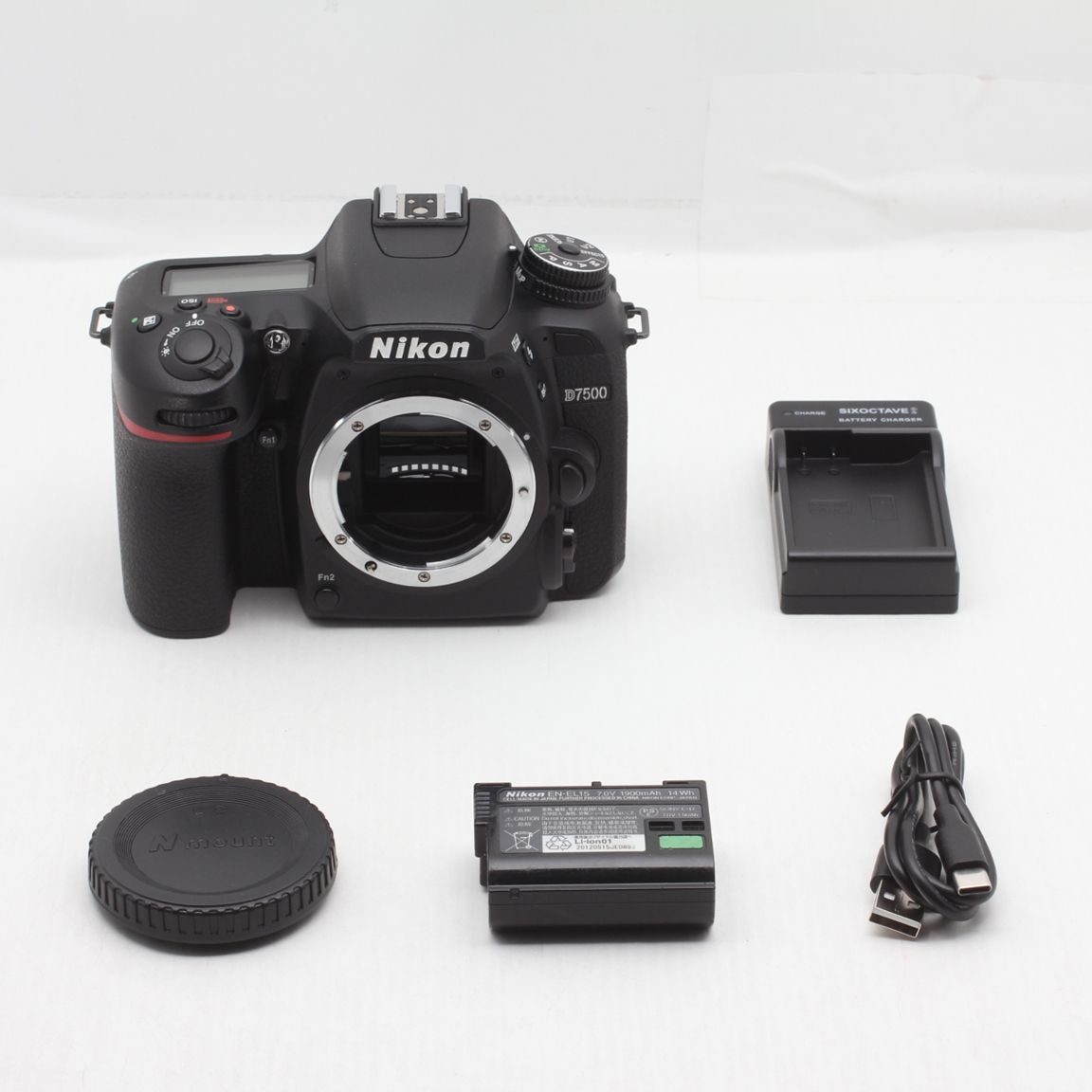Nikon Digital Slr D7500 Js129-01198
