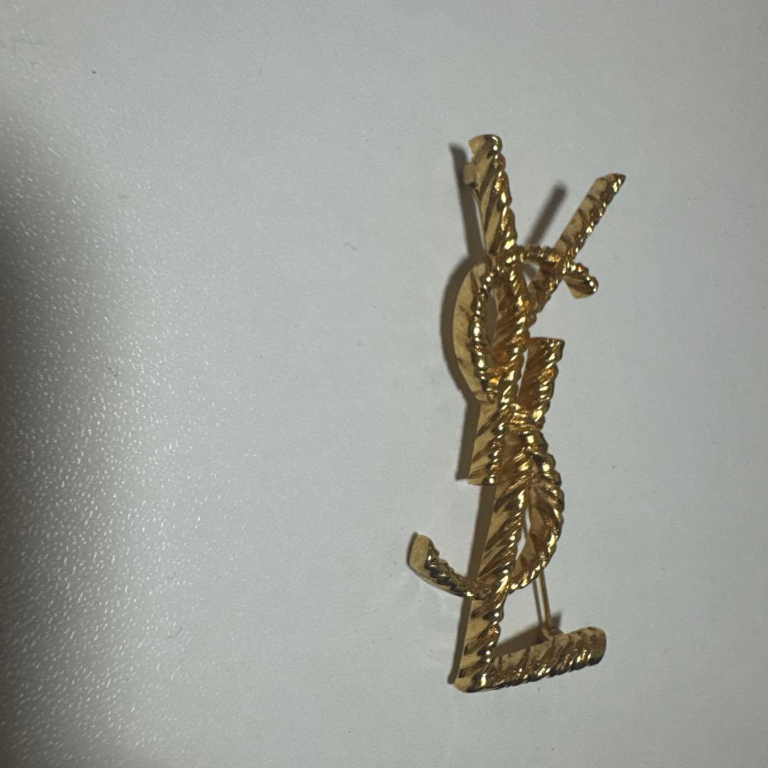 Yves Saint Laurent Brooches Corsages Ysl
