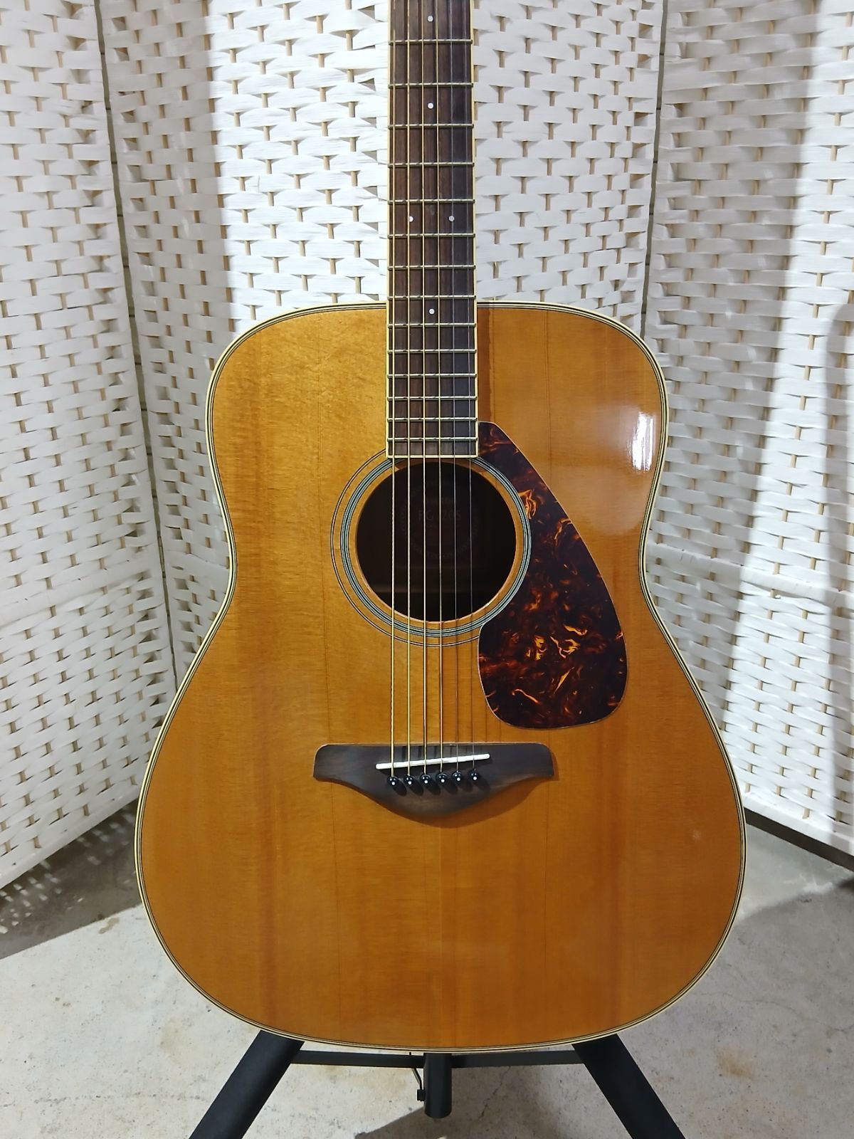 Yamaha Acoustic Guitar Fg720S