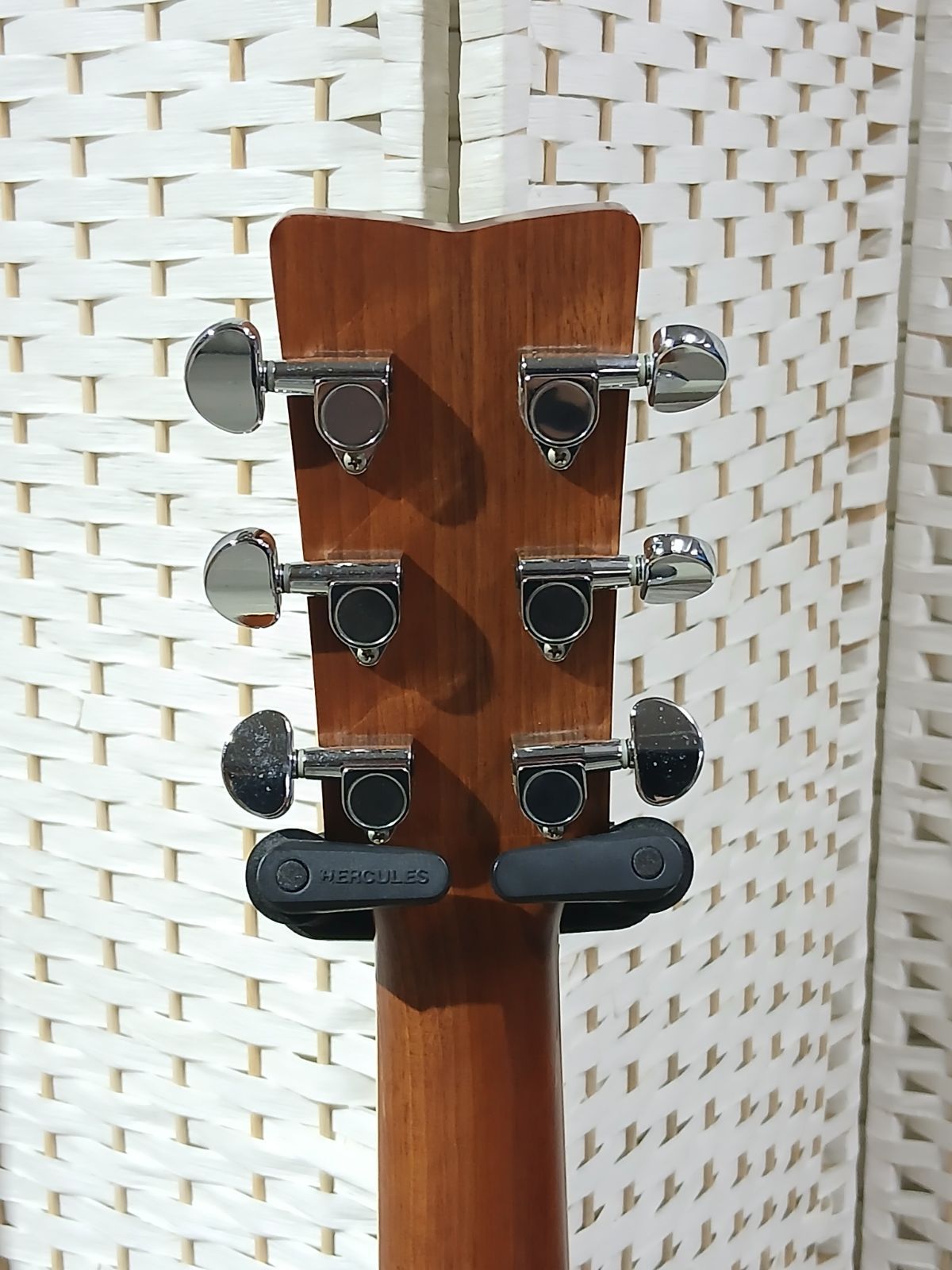 Yamaha Acoustic Guitar Fg720S