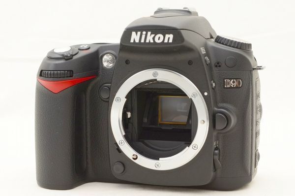 Digital Slr Nikon D90 Shot 4,050 25061801