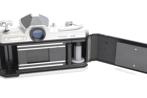 Nikomat Slr Cameras (Film) /Nikkor S 1:1.1.4 F=50Mm