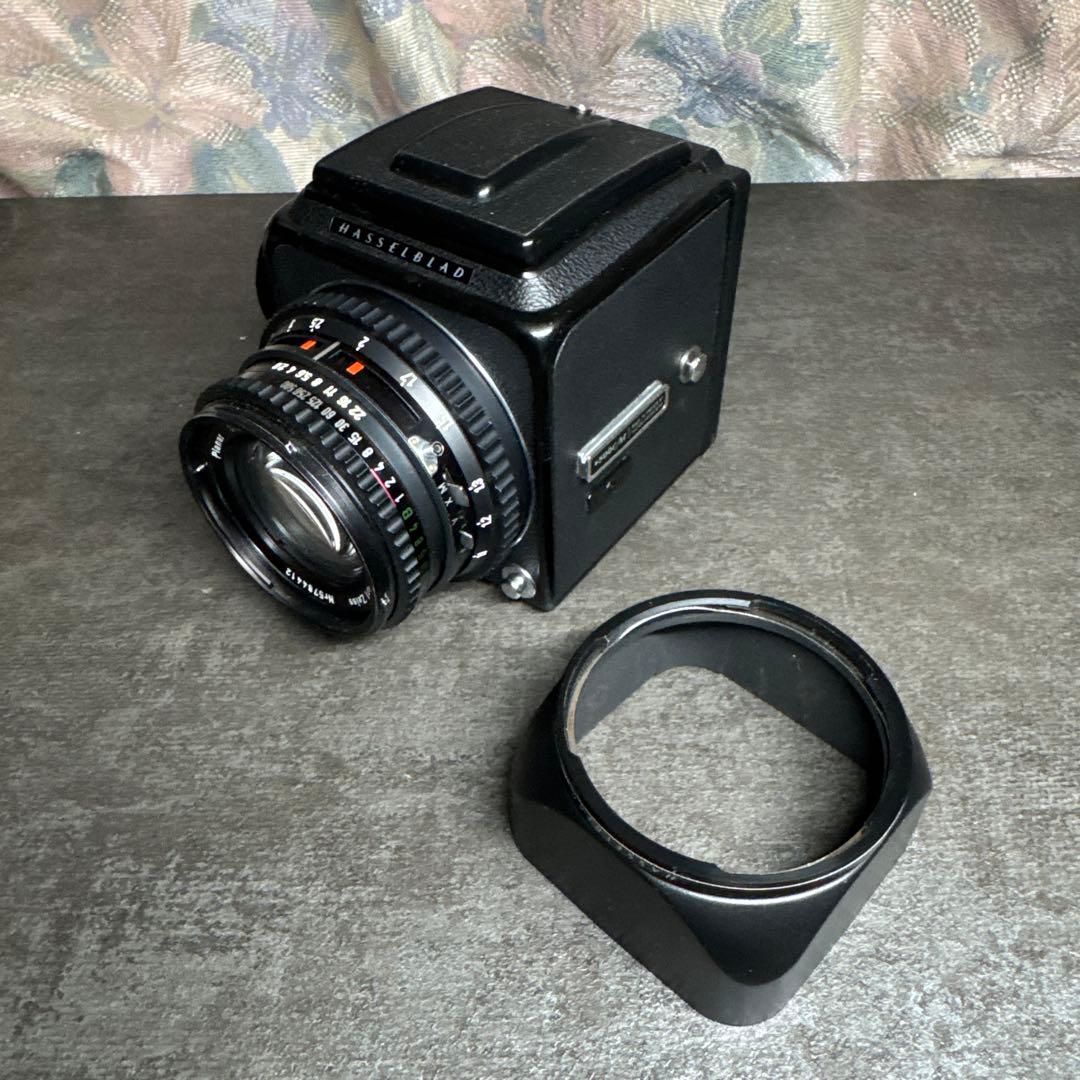 Hasselblad Large Format Medium Cameras (Film) 500C/M 80Mmf2.8