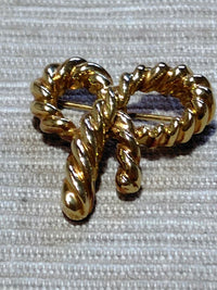 Tiffany Brooches Corsages 18