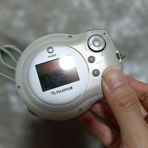 Fujifilm Compact Digital Cameras Q1