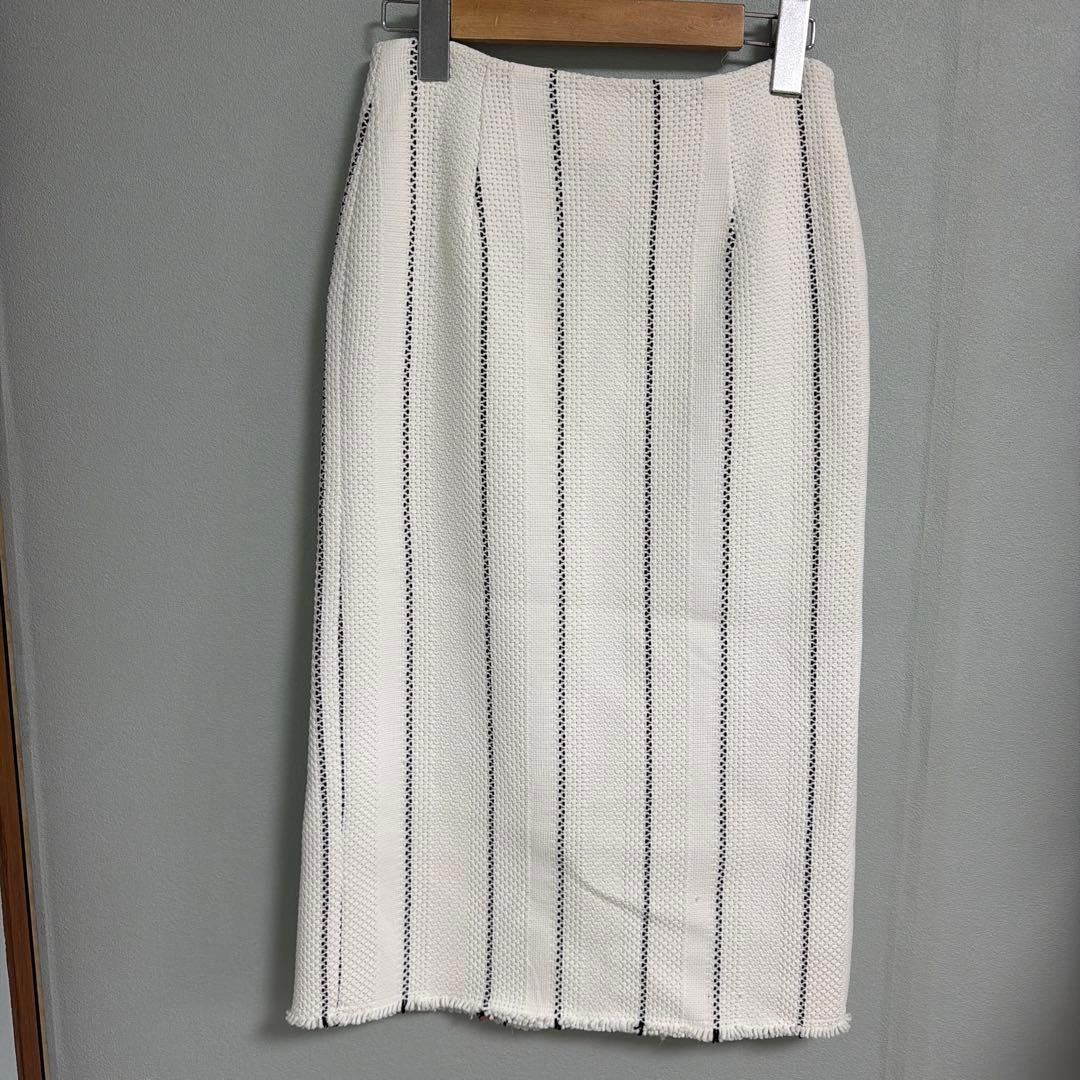 Tomorrowland Tight Skirt Size 32 Tomorrow Land