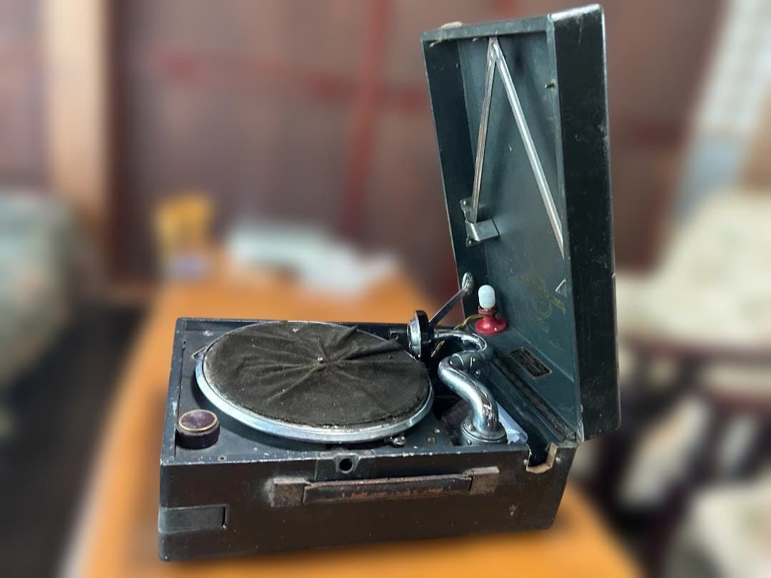 Columbia Record Players (Turntables) Viva-Tonal Grafonola