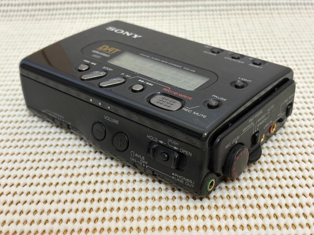 Cassette Players Sony Tcd-D8 Dat