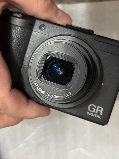 Compact Digital Camera Ricoh Gr Iii 941