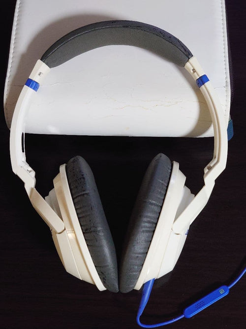 Bose Recableable Headphones Soundtrue Around-Ear Ae