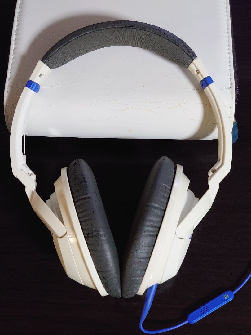 Bose Recableable Headphones Soundtrue Around-Ear Ae