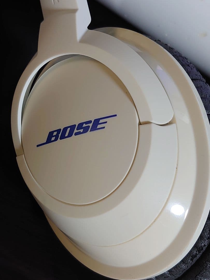 Bose Recableable Headphones Soundtrue Around-Ear Ae