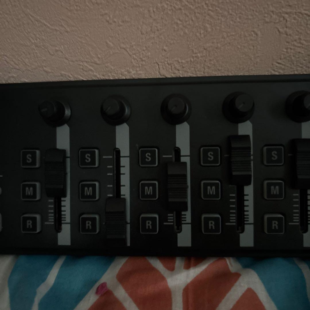 Korg Controllers Faders Nanokontrol2