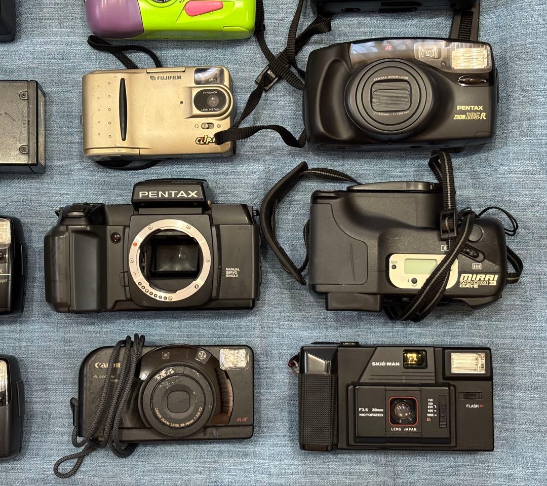 Compact Cameras (Film) 22