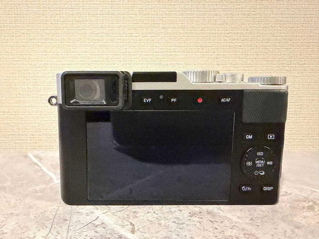Leica Compact Digital Camera D-Lux 7