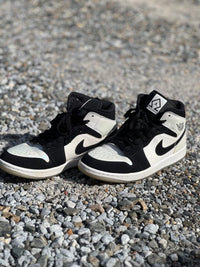 Nike Sneakers Air Jordan 1 Mid Omega/Black/White Black White