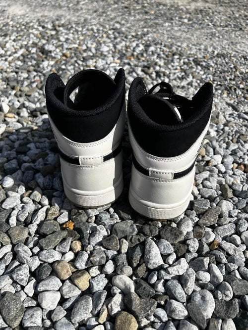 Nike Sneakers Air Jordan 1 Mid Omega/Black/White Black White