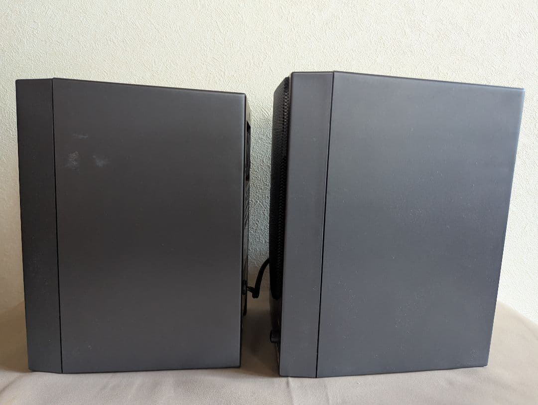 Roland Speakers Ed Ma-110