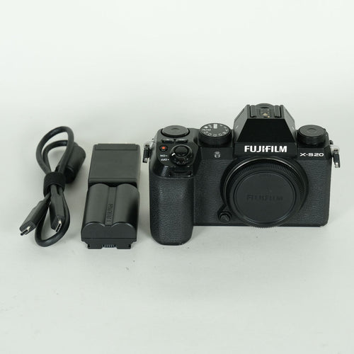 Fujifilm Mirrorless Interchangeable Lips 24,910 X-S20 X
