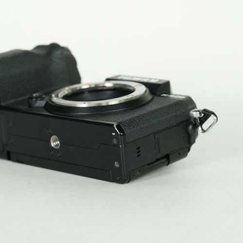 Fujifilm Mirrorless Interchangeable Lips 24,910 X-S20 X