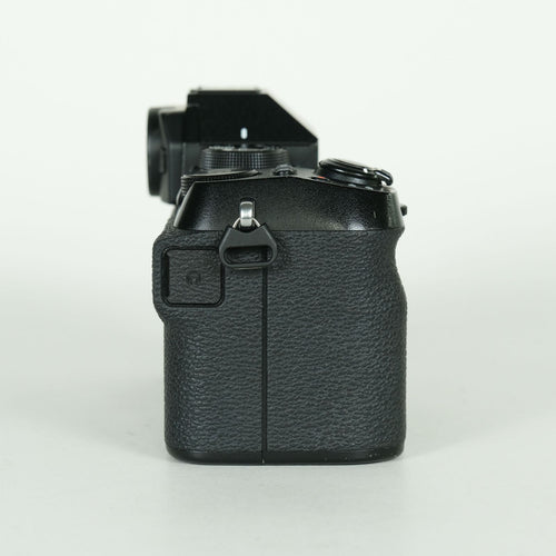 Fujifilm Mirrorless Interchangeable Lips 24,910 X-S20 X