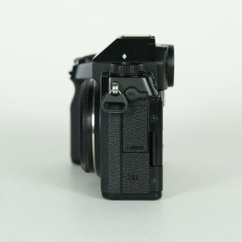 Fujifilm Mirrorless Interchangeable Lips 24,910 X-S20 X