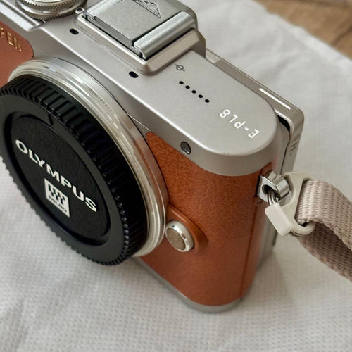Olympus Mirrorless Interchangeable Lens Cameras Pen E-Pl8