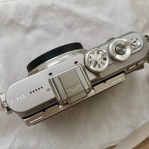 Olympus Mirrorless Interchangeable Lens Cameras Pen E-Pl8