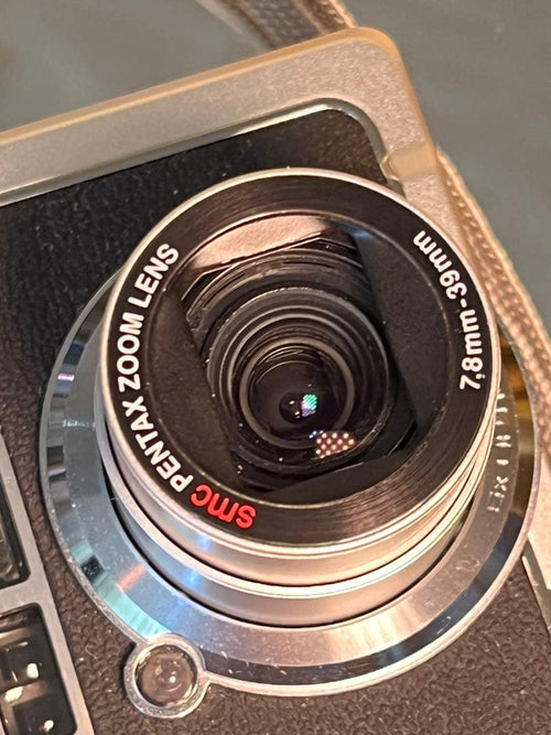 Pentax Compact Digital Camera Optio 750Z 2