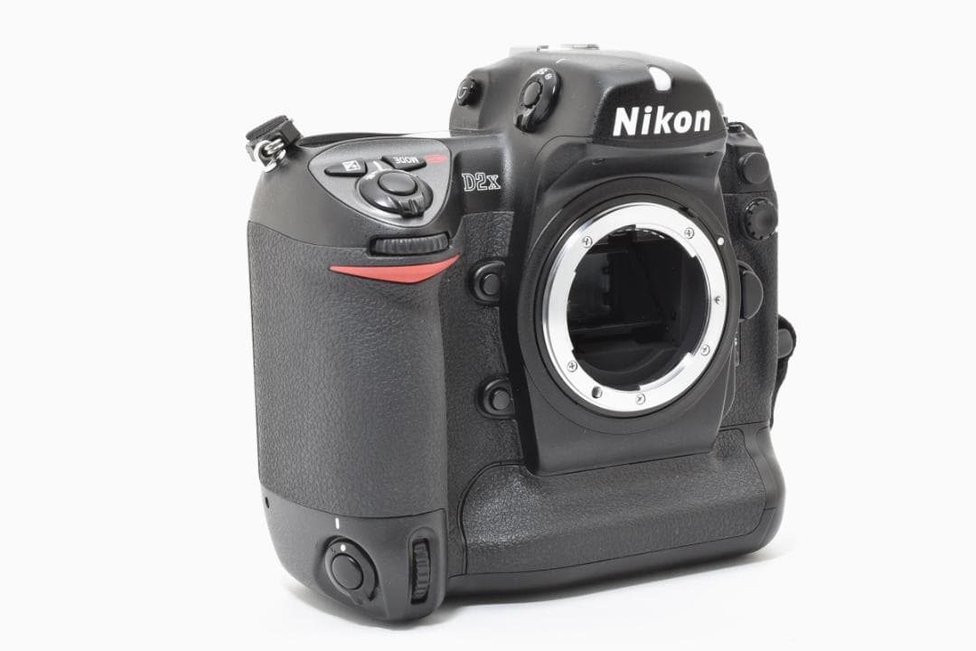 Digital Slr 1,565 Nikon D2X #21924