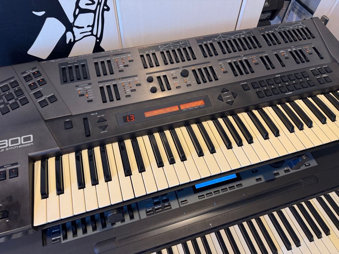 Roland Analog Synthesizer Jd-800