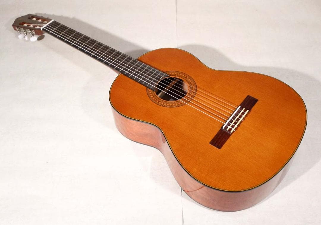 Yamaha Classical Guitars Cg142C